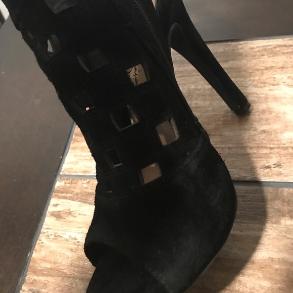 LIKE NEW ***Jessica Simpson black platform heels - Picture 6 of 7